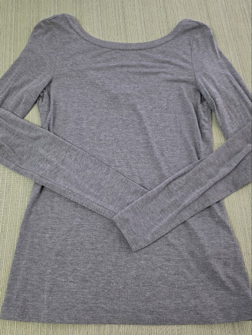 NWOT Low Back Banana Republic Long Sleeve